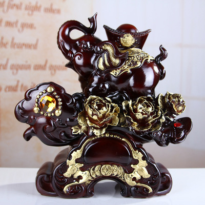 招財進寶家居風水擺件 樹脂仿紅木工藝的藝術(shù)與寓意